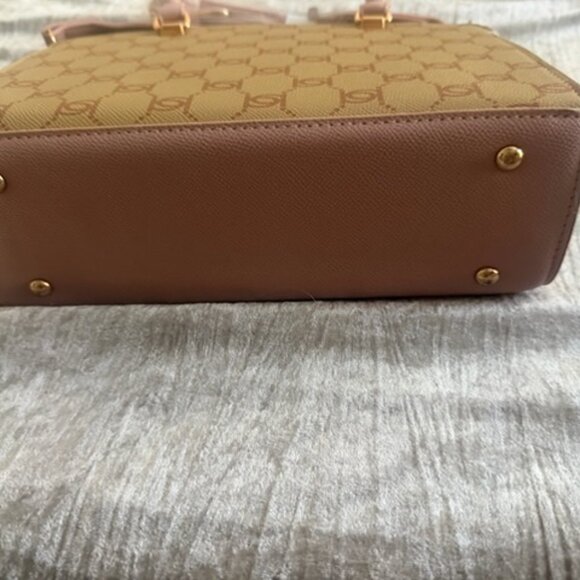 BeBe Handbag - Picture 4 of 5